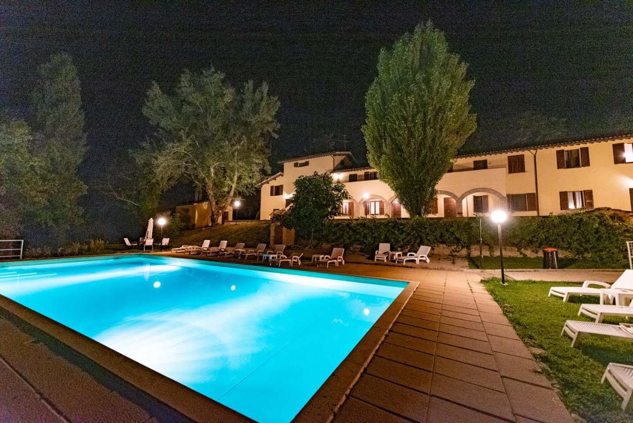 Abadia Farneto Villa กุบบีโอ ภายนอก รูปภาพ