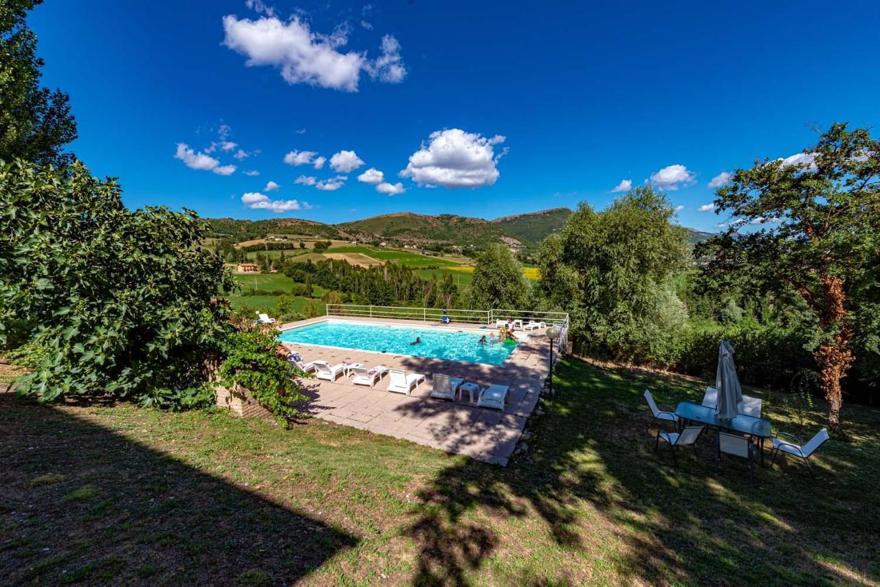 Abadia Farneto Villa กุบบีโอ ภายนอก รูปภาพ