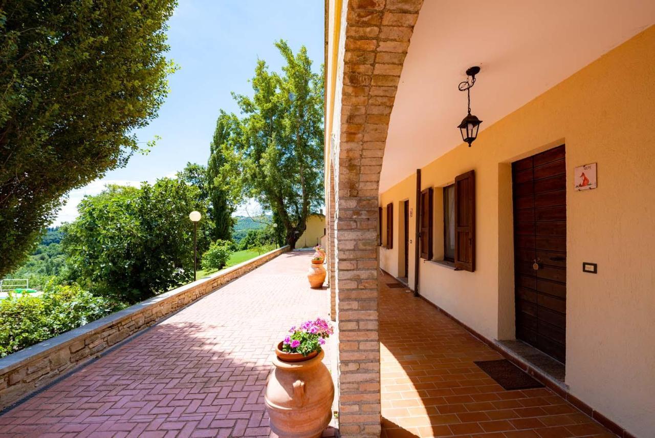 Abadia Farneto Villa กุบบีโอ ภายนอก รูปภาพ