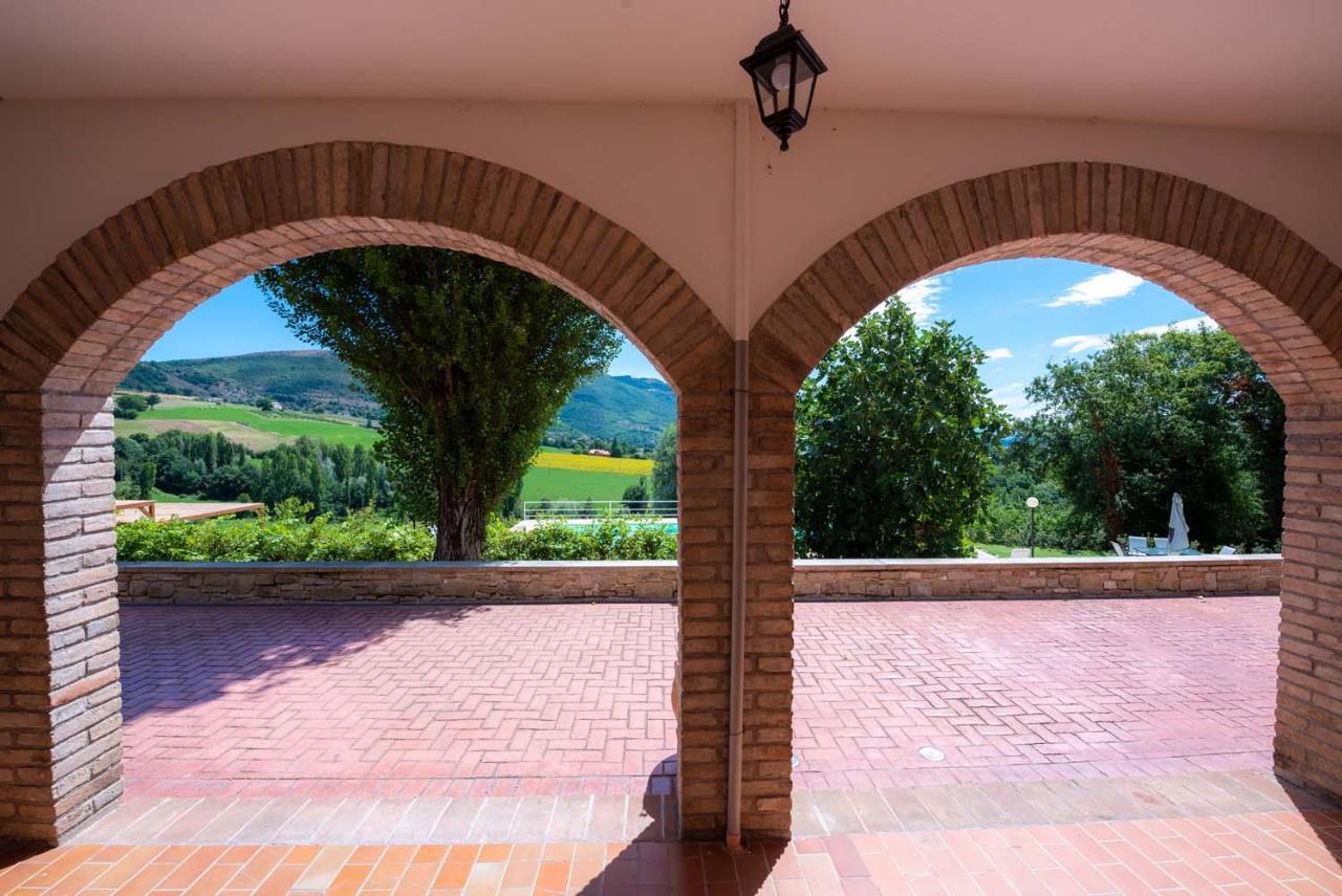 Abadia Farneto Villa กุบบีโอ ภายนอก รูปภาพ