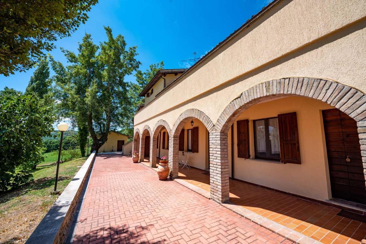 Abadia Farneto Villa กุบบีโอ ภายนอก รูปภาพ