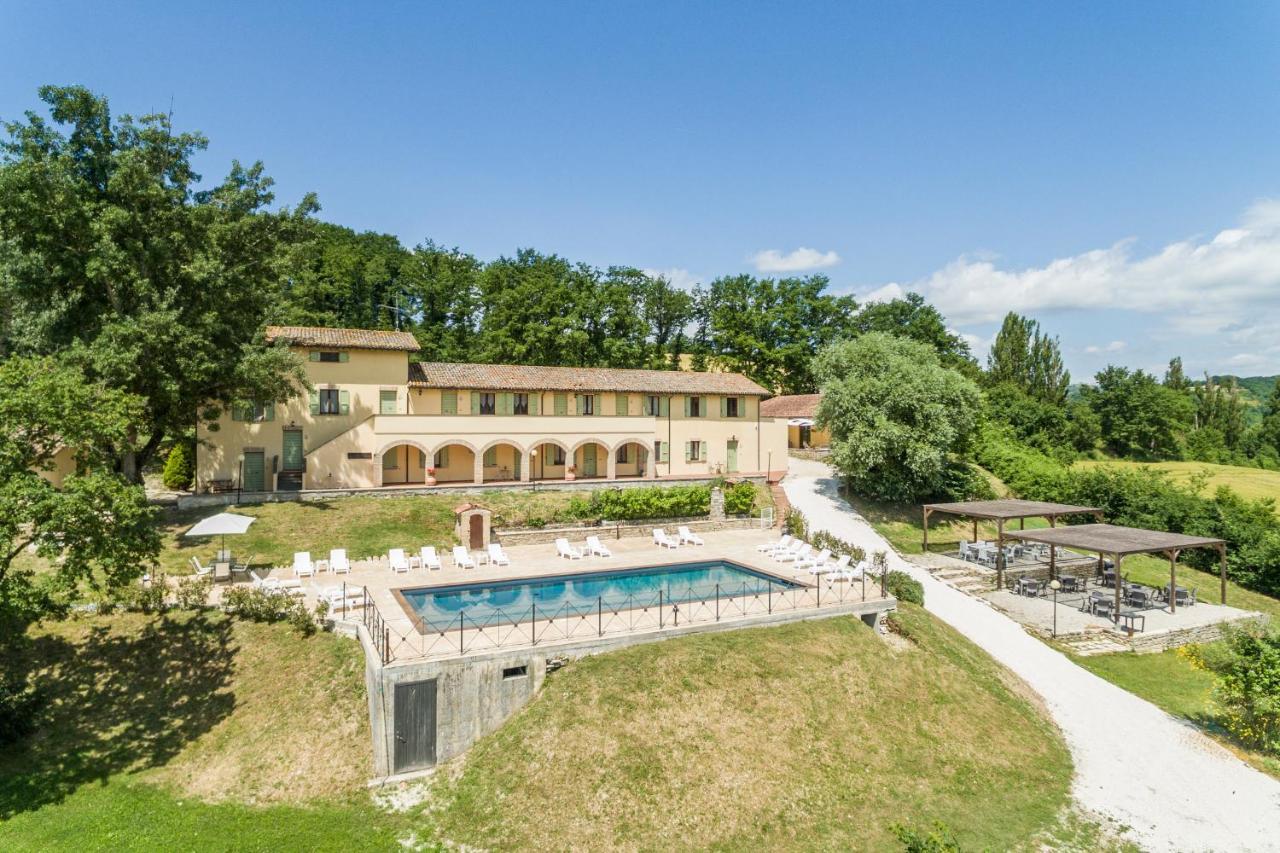 Abadia Farneto Villa กุบบีโอ ภายนอก รูปภาพ