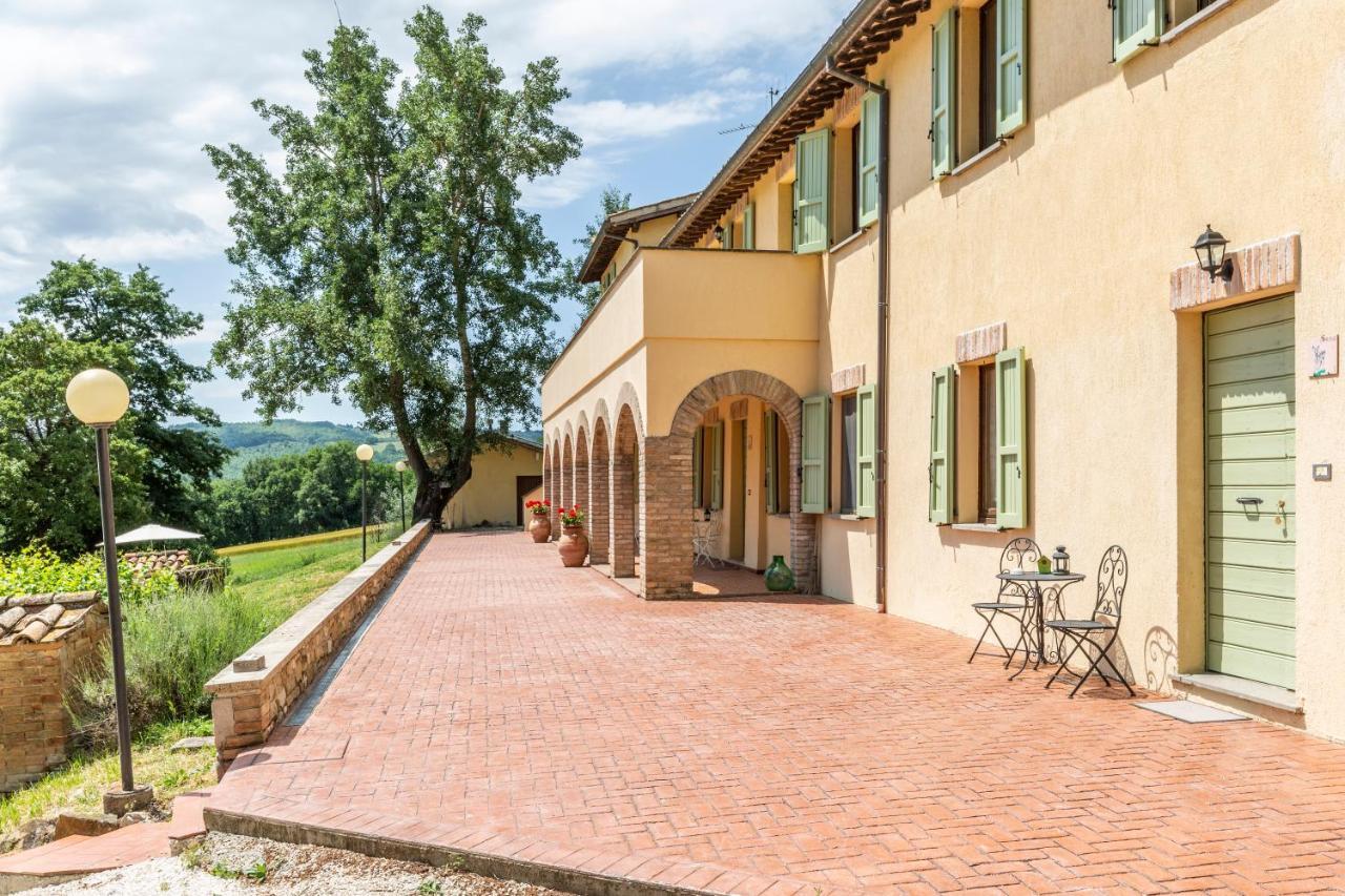 Abadia Farneto Villa กุบบีโอ ภายนอก รูปภาพ